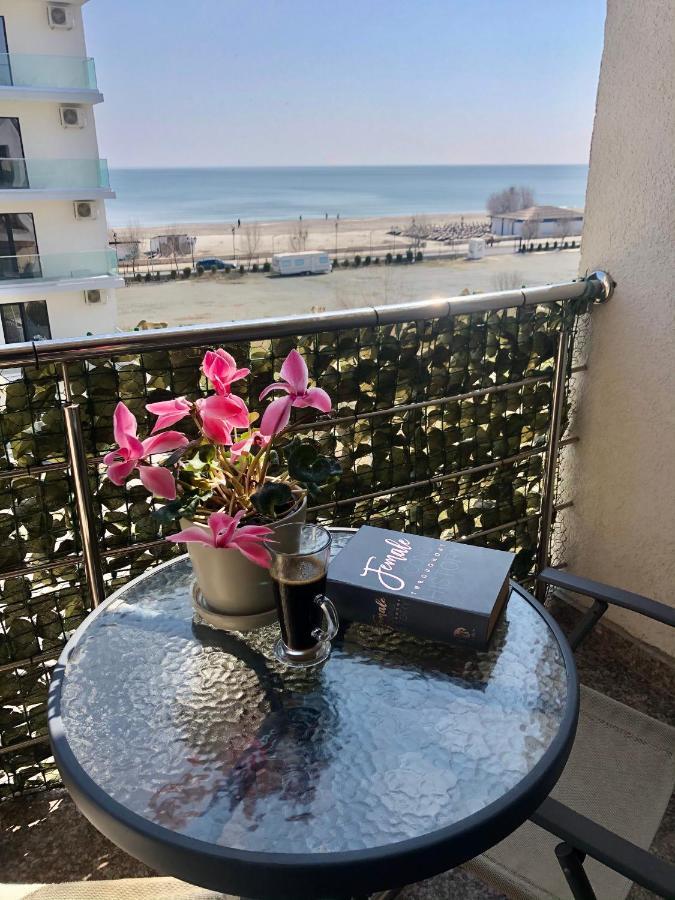 By The Sea Appartement Năvodari Buitenkant foto